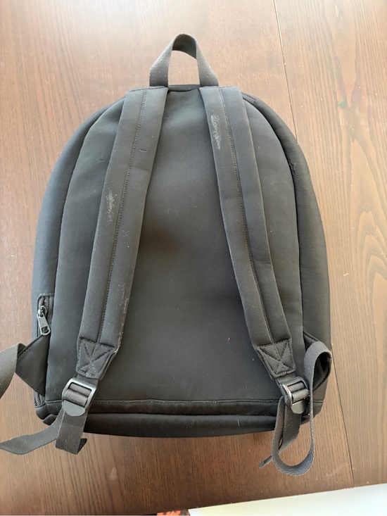 Men\'s Black Everyday Backpack with Front Pocket